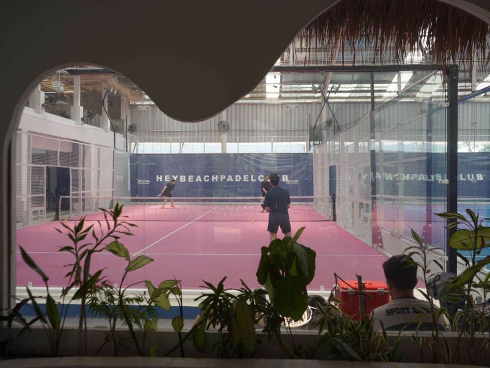 Court & Comfort with Padelito di EleVee Residences Alam Sutera, Aktivitas Olahraga Sehat