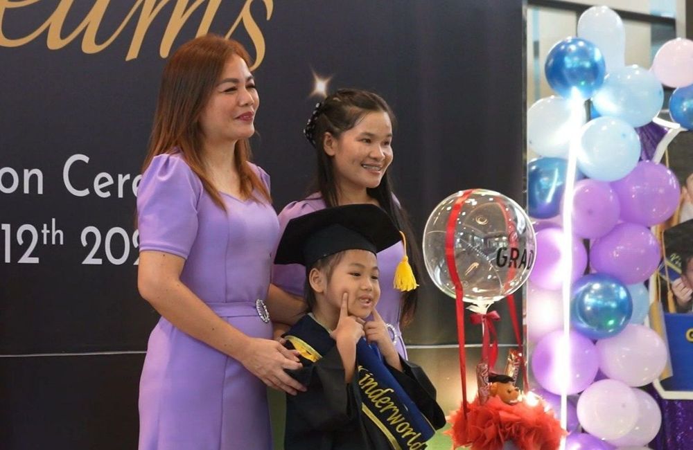 Kinderworld Montessori Graduation di EleVee Residences Alam Sutera